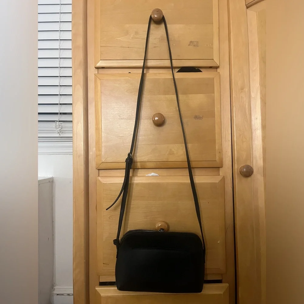 PURSE!!!💕 - Picture 1 of 2
